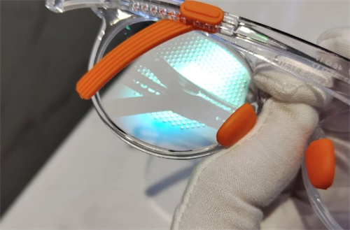 豪雅新乐学防控镜片 豪雅新乐学防控镜片