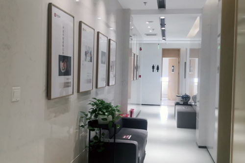 北京美冠塔口腔酒仙桥店等候区