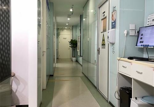 北京禾禾齿科走廊