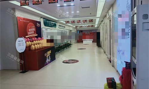 成都西区医院大厅图 成都西区医院大厅图