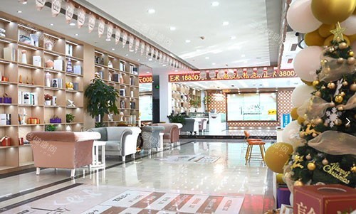 南京连天美整形大厅休息区