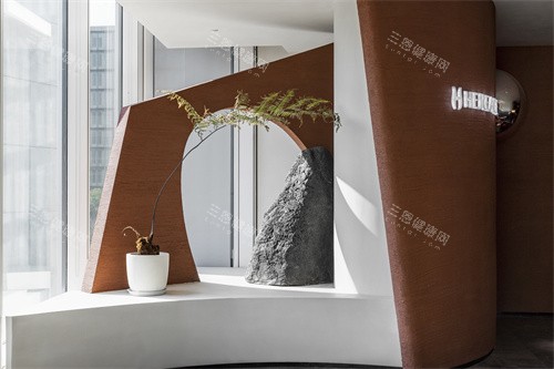 杭州妍醍医疗美容诊所正规吗？从营业资质到用户评价，一文说透资质、医生、设备真实实力！