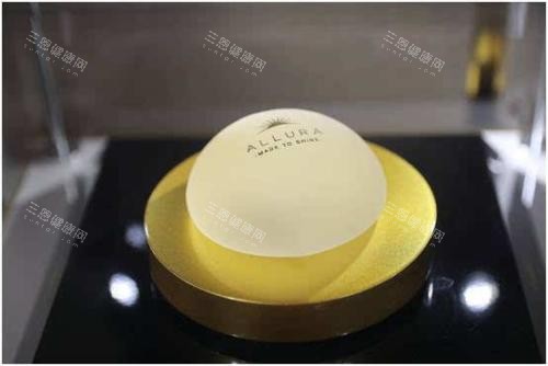 丰胸手术傲诺拉闪耀隆胸假体