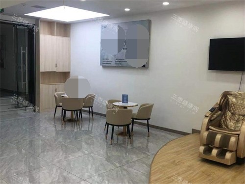 湘潭贝壳口腔门诊部休息区