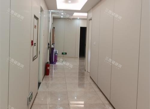 北京英煌整形医院走廊
