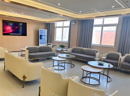 上海江城皮肤医院等待区域