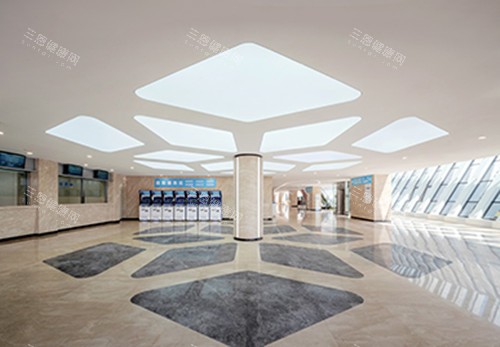 温州<span class='highlight'>医科</span>大学附属口腔医院龙湾院区大厅
