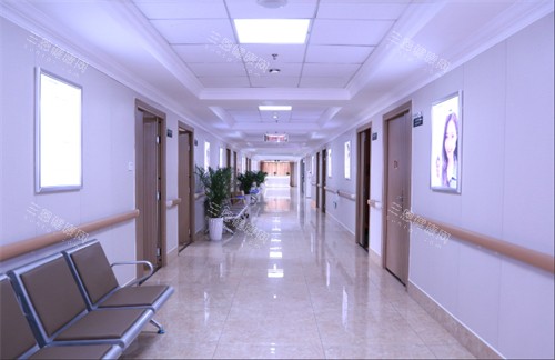 四川友谊医院整形科过道 四川友谊医院整形科过道