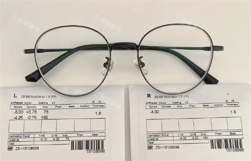 蔡司成长乐四个系列版本区别：莲花膜/铂金膜/加强版/成长怡四系列技术差异+适用人群一次讲清！