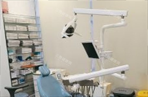 长沙美奥口腔医院诊室内环境