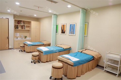 苏州康美美容治疗间