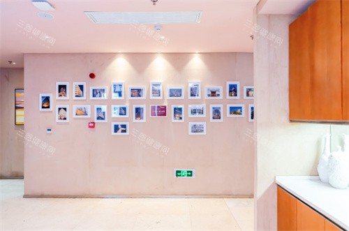 合肥艺星整形的走廊