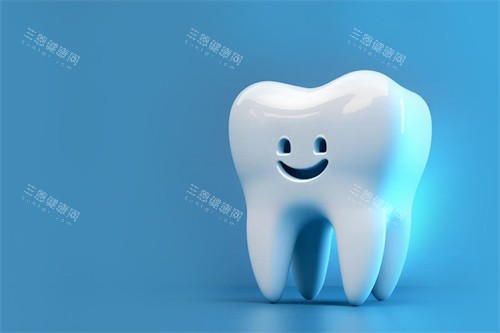 成都种牙多少钱？百合口腔价格透明，可用，老顾客专程跨区就诊