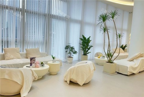 贵阳月上医疗美容诊所休息区 贵阳月上医疗美容诊所休息区