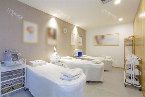 濮阳李伟医疗美容治疗室环境