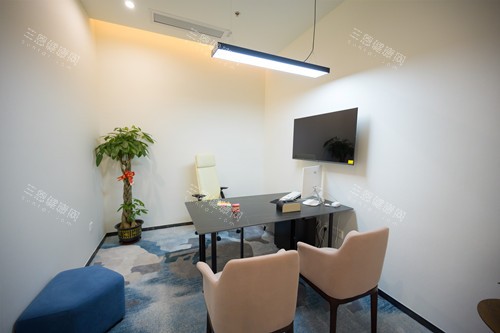 中山松鼠口腔火炬店方案室 中山松鼠口腔火炬店方案室