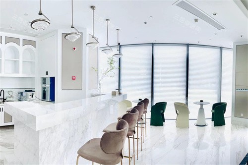 杭州浮想国医疗美容医院大厅 杭州浮想国医疗美容医院大厅