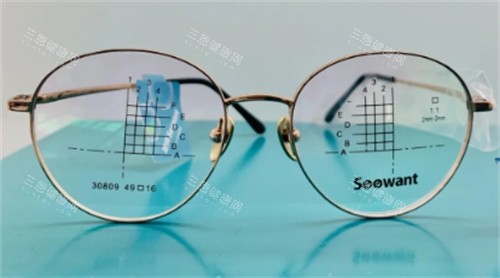 思问子夏离焦眼镜验配过程 思问子夏离焦眼镜验配过程