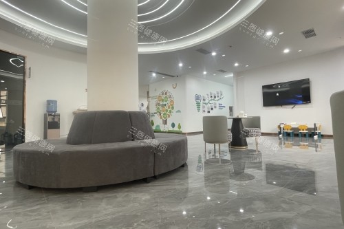 毕节牙友口腔门头等待区