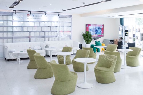 深圳美莱口腔大厅图