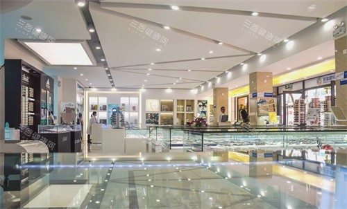 昆明普瑞眼科大厅