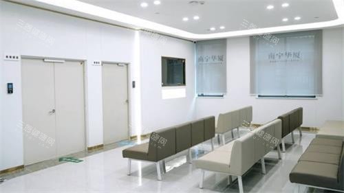 南宁华厦眼科等候区 南宁华厦眼科等候区