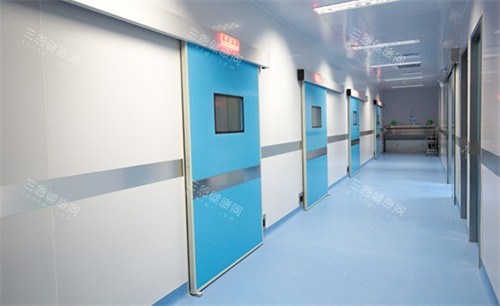 东莞爱思特医疗美容二楼手术室走廊 东莞爱思特医疗美容二楼手术室走廊