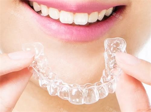 隐形矫正器图示 隐形矫正器图示