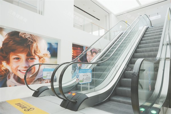 合肥茀莱堡口腔医院扶梯环境